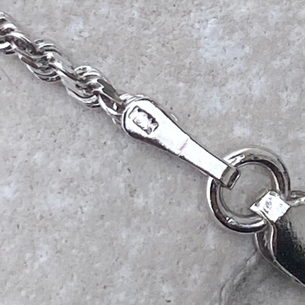 SOLD 💲Solid 18k white gold rope chain 2mm Diamond cut finish 16 inch - Picture 8 of 12